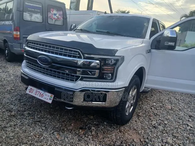 Ford F-150 Lariat 4x4 SuperCab Styleside 6.5 ft. box 145 in. WB 2019 · Photo 1
