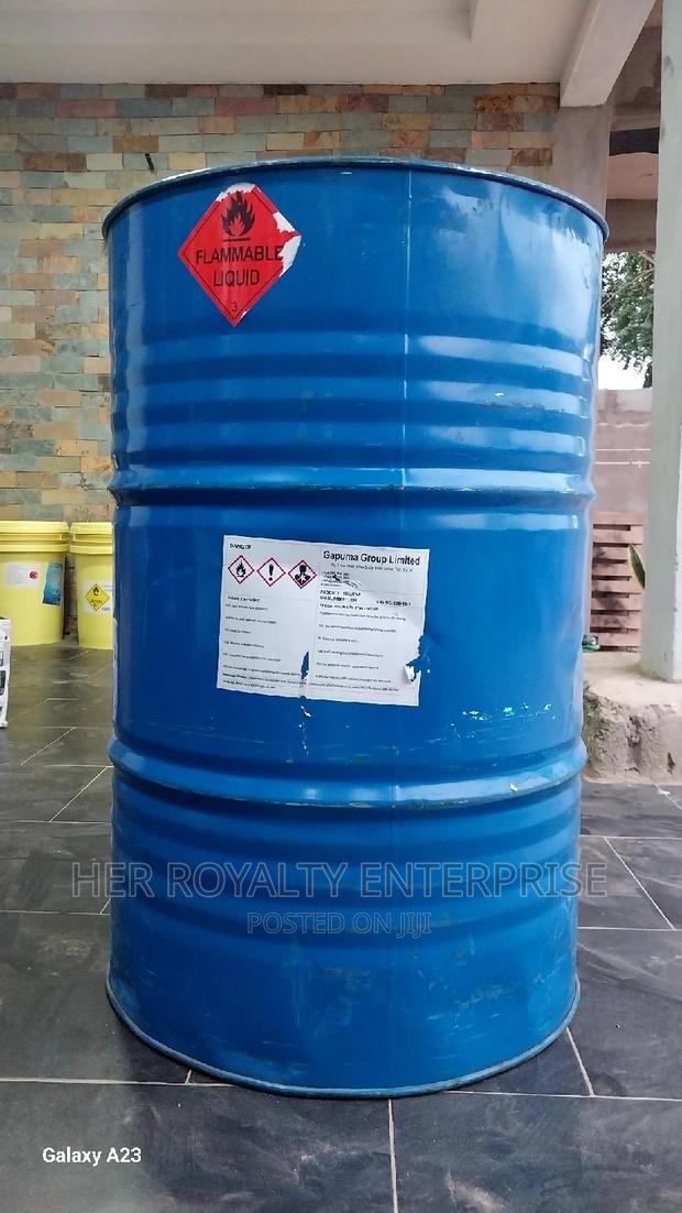 Toluene 174kg · Photo 1