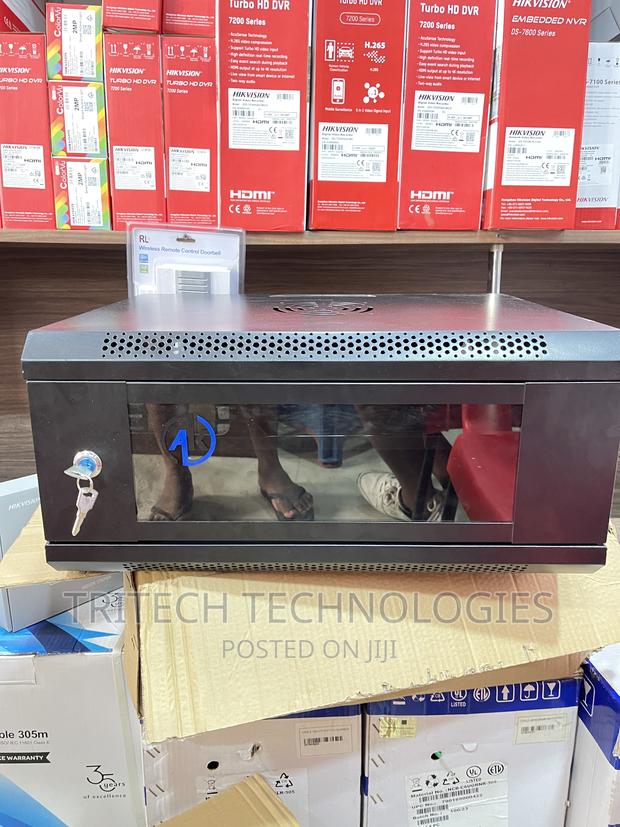 4u Rack Network Cabinet 530x240x400 · Photo 1