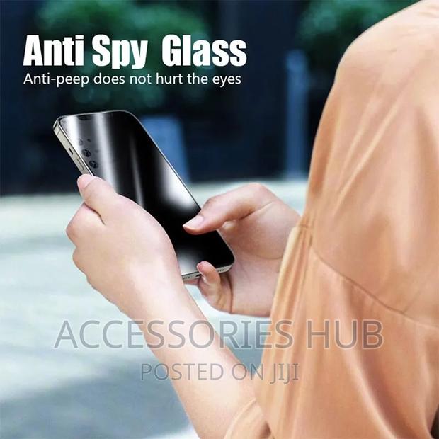 Privacy Matte Protector for iPhone 15 PRO Max · Photo 2