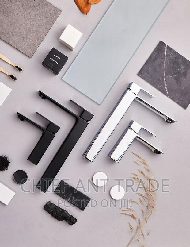 Tap / Faucet Black. Hot Cold. Qh850 · Photo 2