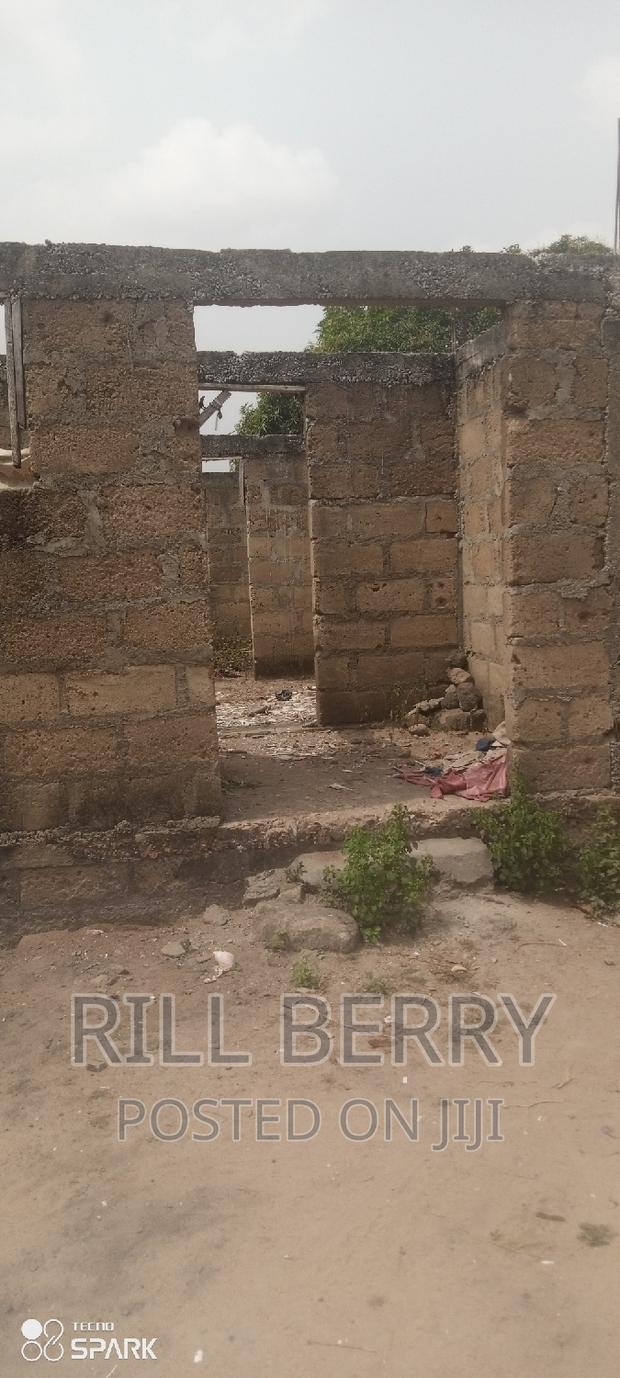 One Bedroom Chamber and Hall Uncompleted · Photo 1