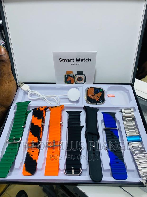 I30 Smart Watch Suit. Multiple Straps With Free Airpods · Photo 2
