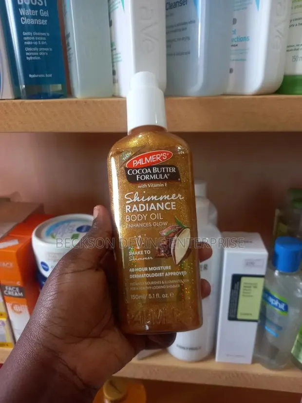 Palmer's Cocoa Butter Formula Shimmer Radiance Body Oil · Photo 1