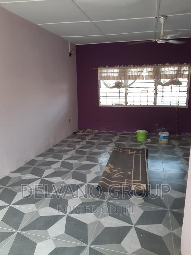 3bdrm Bungalow in Housing Down for sale · Photo 4