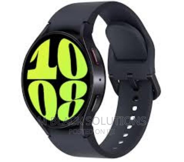 Samsung Watch 6 Bluetooth 44mm Graphite · Photo 2