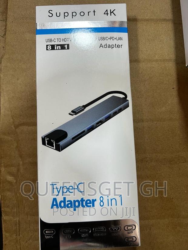8 in 1 Type C Hub Adapter · Photo 1