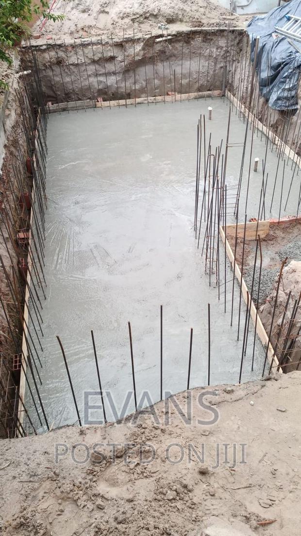 Swimming Pool Construction · Photo 2