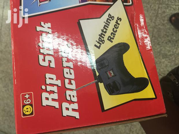 Racing Car With Remote And Lightning · Photo 4