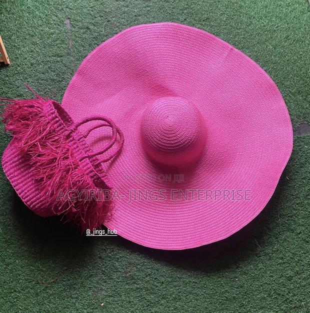 Beach Hat and Bag · Photo 1