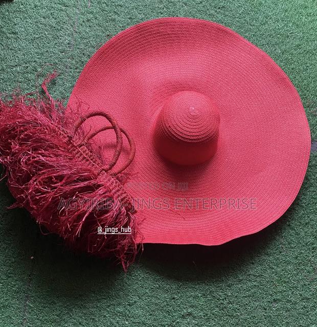 Beach Hat and Bag · Photo 1