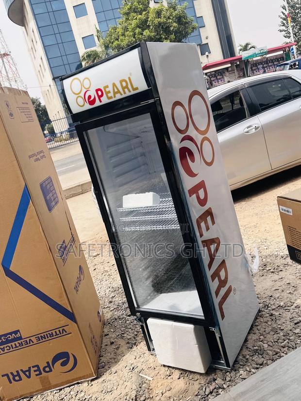 Display PVC-316-2b Pearl Glass Electric Singledoor Fridge · Photo 1