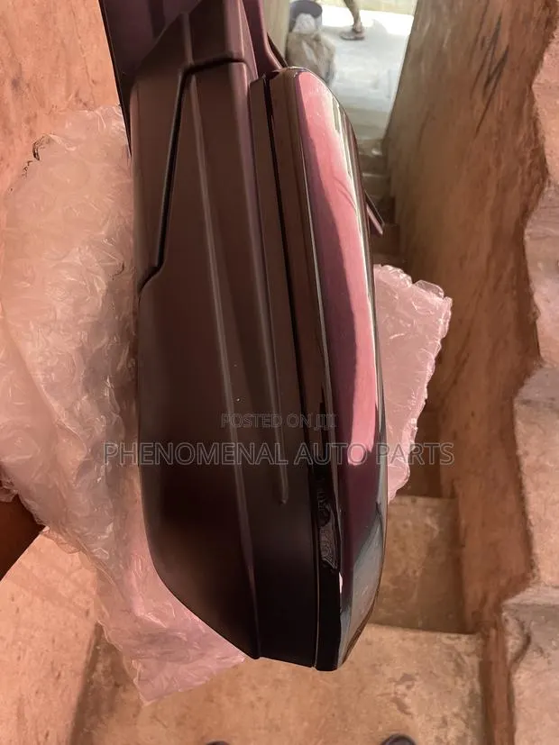Honda Civic 2016-2020 Side Mirror No Light · Photo 1