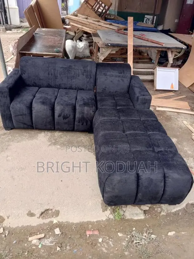 Black Corner Fabric Sofa · Photo 1
