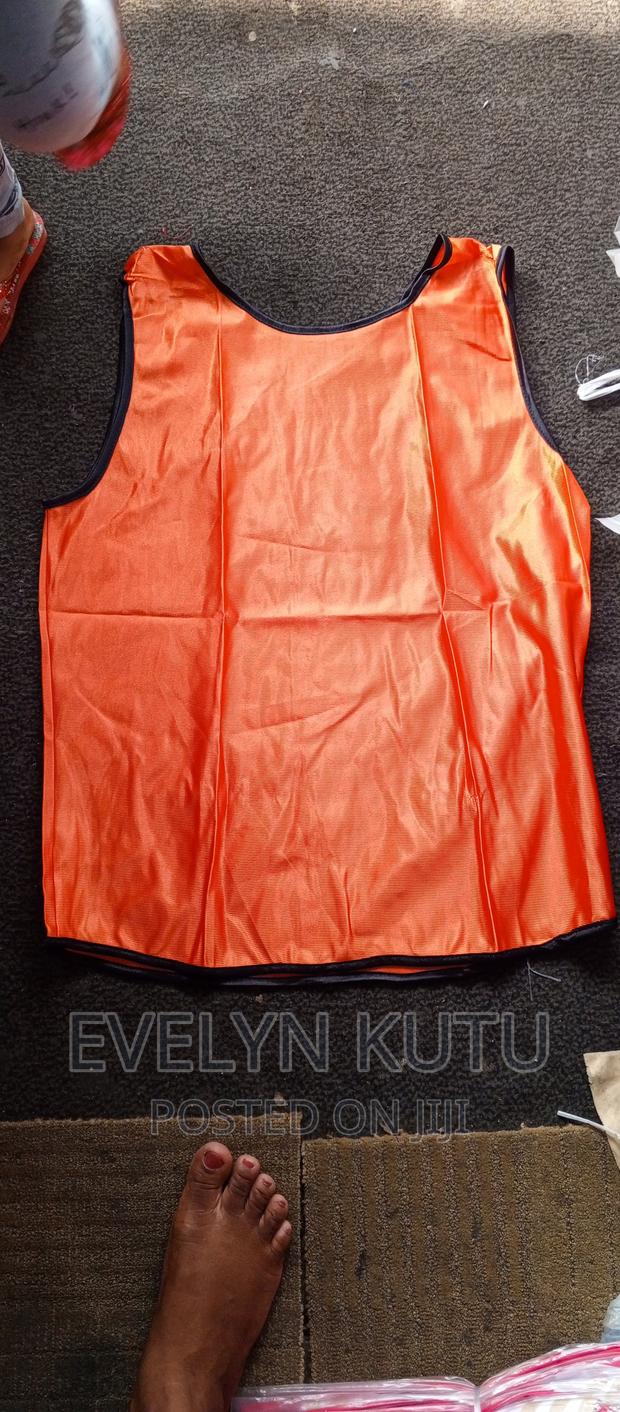 Football Bibs · Photo 2
