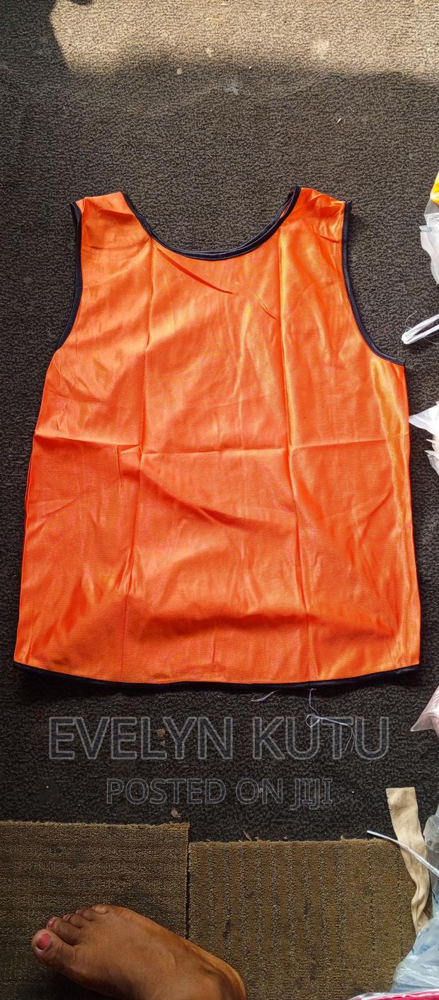 Football Bibs · Photo 4