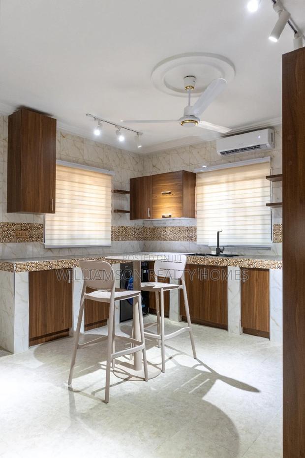 Luxury/Fresh 4bedrms Furnished Hse 4rent,Spintex · Photo 3