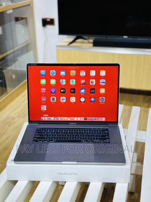 Laptop Apple MacBook Pro 2019 4GB Intel Core i9 SSD 1T · Photo 2