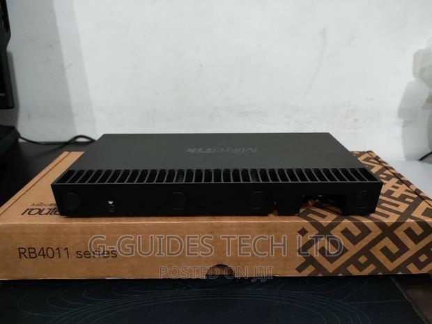 MIKROTIK Rb4011igs+RM Powerful 10xgigabit Port Router · Photo 2