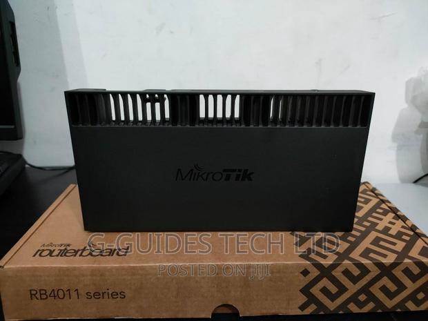MIKROTIK Rb4011igs+RM Powerful 10xgigabit Port Router · Photo 4
