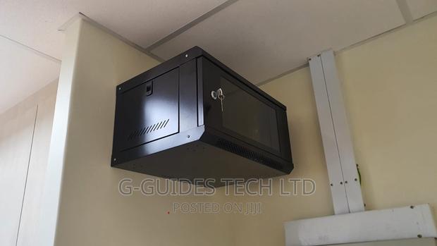 6u Cabinet 520x400x350mm With Extension Board, Fan and Tray · Photo 1