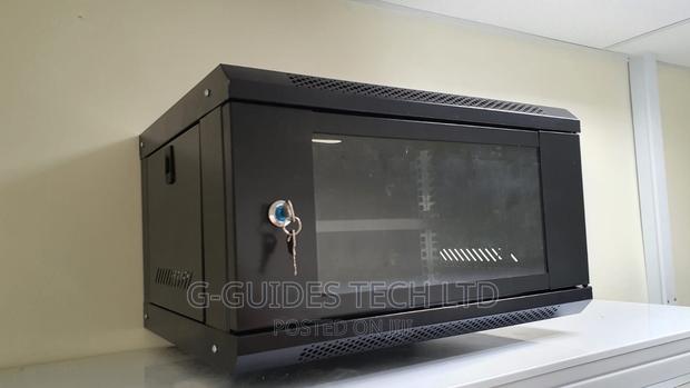 6u Cabinet 520x400x350mm With Extension Board, Fan and Tray · Photo 2