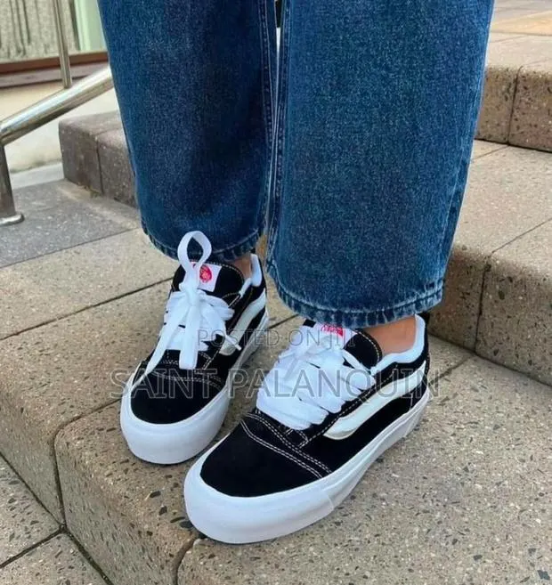 Knu Vans Skool · Photo 1