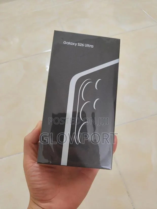 New Samsung Galaxy S26 Ultra 5G 1 TB Black · Photo 1