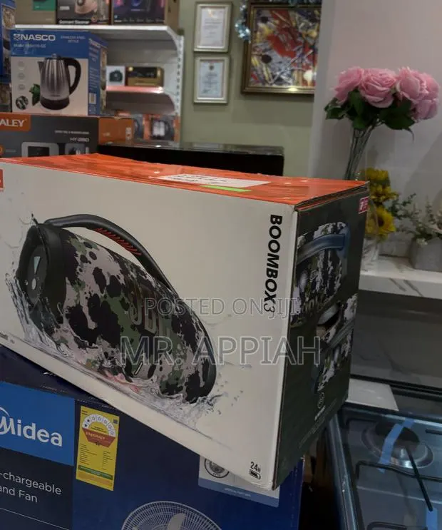 Extremely Authentic JBL Boombox 3 Waterproof Bluetooth Speaker · Photo 1