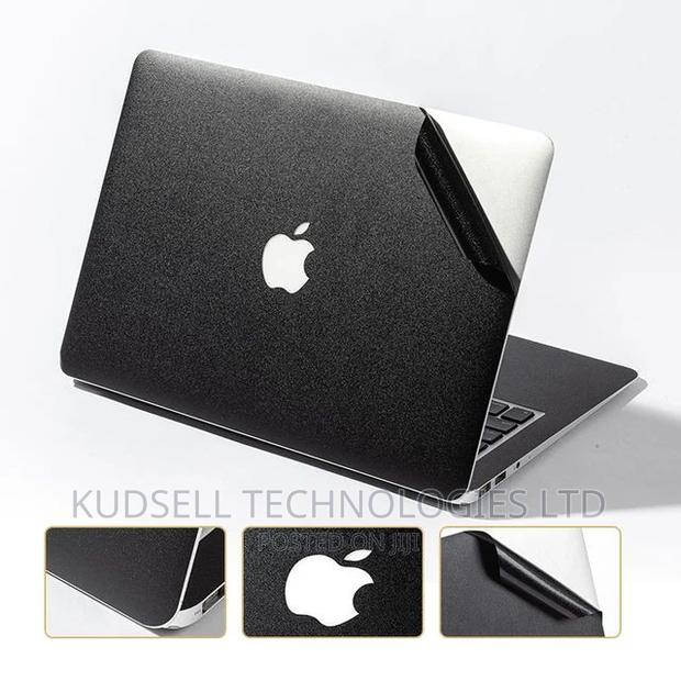 Anti-Scratch Laptop Sticker · Photo 1