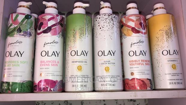 OLAY REGENERIST NIACINAMIDE Body Wash (591ml) · Photo 2