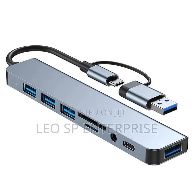 8 in 1 Type C and Usb Docking Station · Photo 4