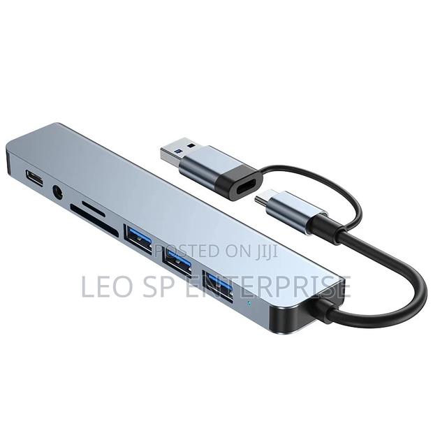 8 in 1 Type C and Usb Docking Station · Photo 5
