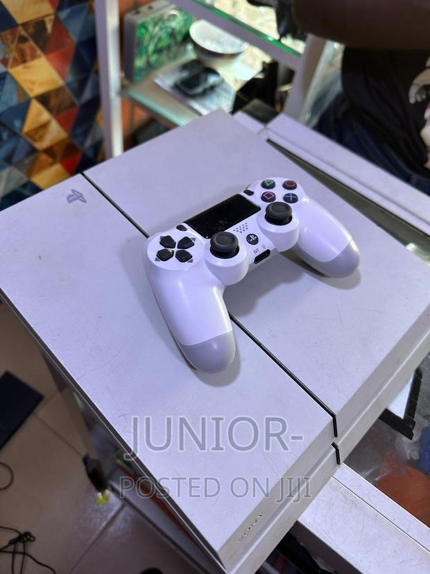 PS4 Hot Deals Fc27 and 10 More Games · Photo 1