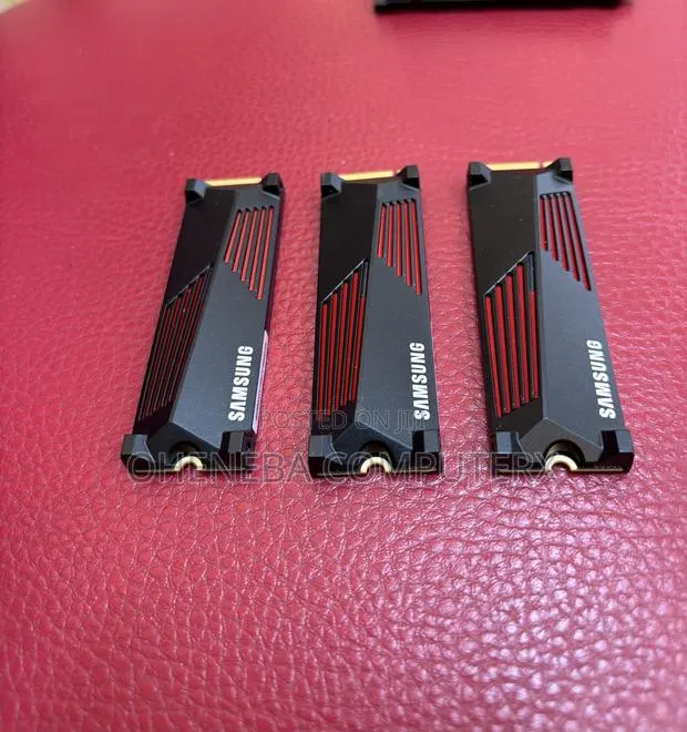 Samsung 2TB NVME With Heatsink for PS5/PC · Photo 1