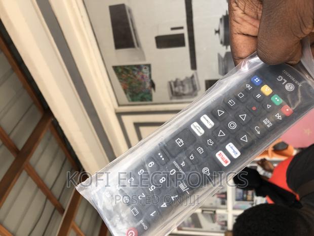 Lightweight LG Universal Remote Control · Photo 1