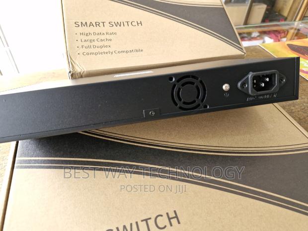 16port Poe Switch Ai · Photo 6