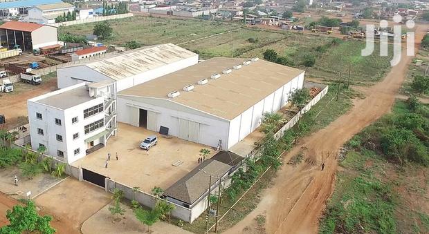 Warehouse and Apartment for Rent at Tema Industrial Area · Photo 3