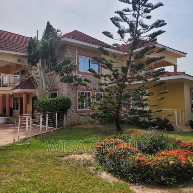 6bdrm Duplex in Wisa Groups, Accra Metropolitan for rent · Photo 3