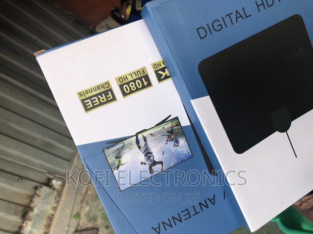 Stickable Digital Indoor Antenna · Photo 1