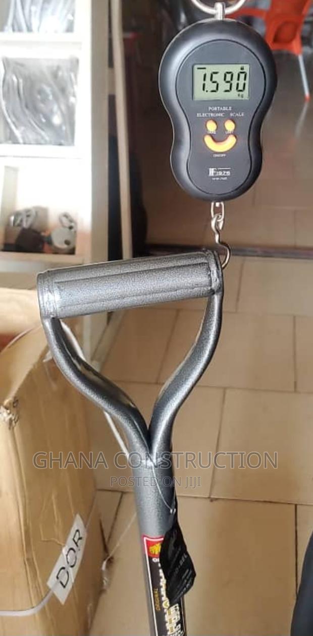 High Quality Shovels Best Price · Photo 3