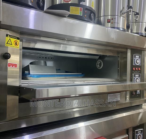 Single Decor Oven With 2 Trays · Photo 4