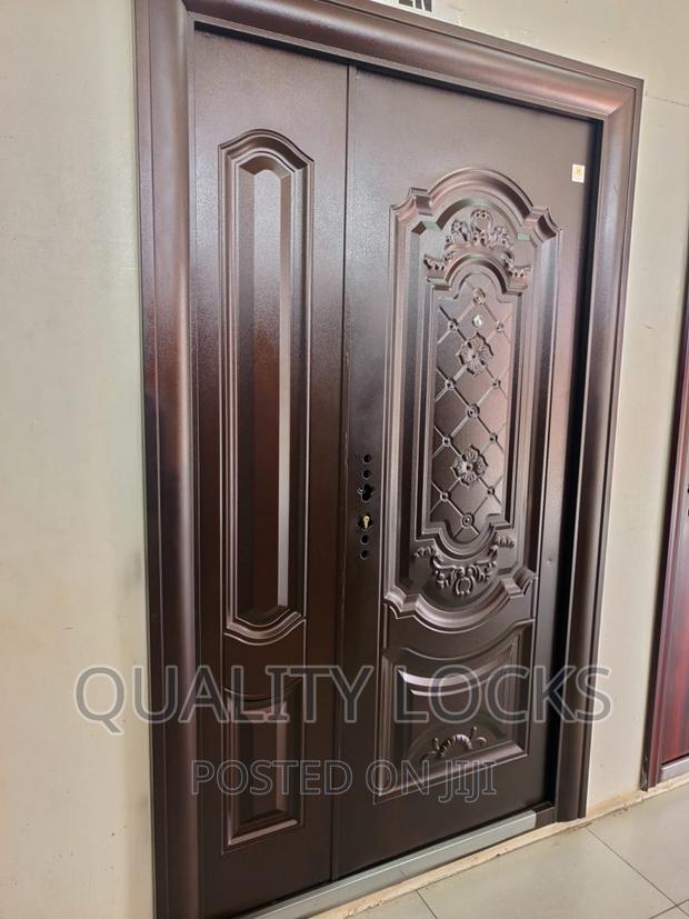 Paladin Turkish High Quality One and Half Door, Brown · Photo 1