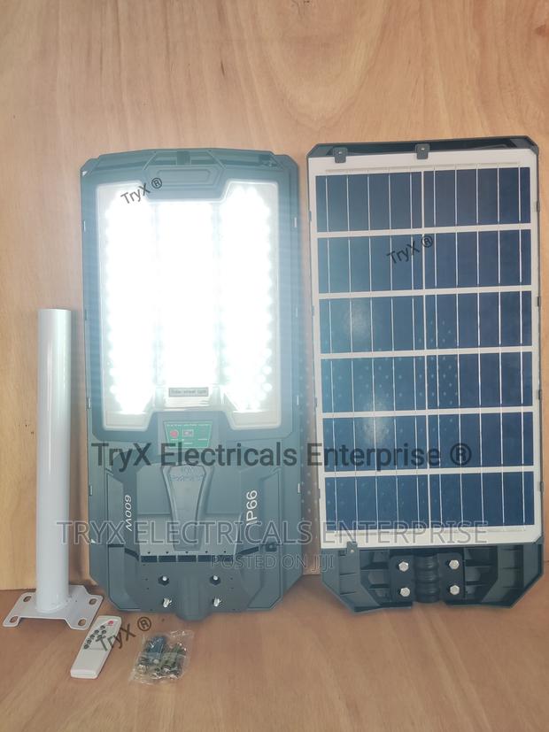 1000W YSOM Solar Street Lights Lenses · Photo 1