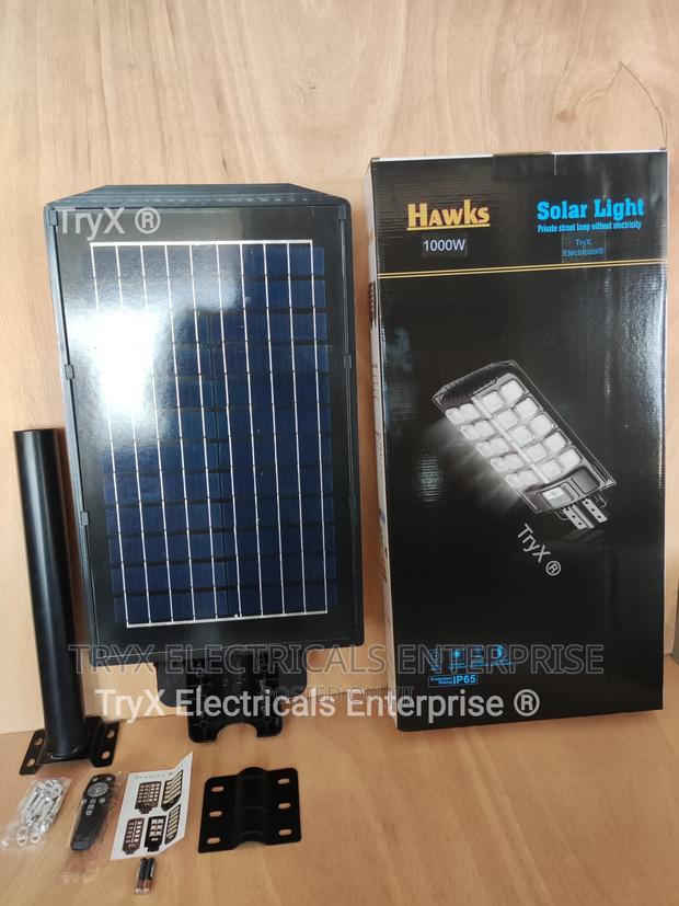 1000W Starlink Solar Street Light · Photo 2