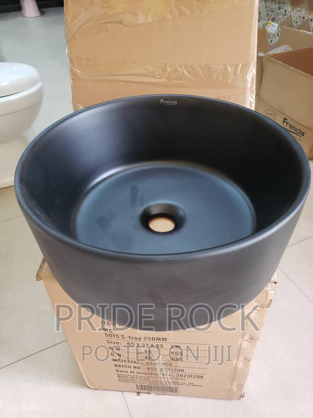 Manicure/Pedicure Bowl, Counter Top Basin · Photo 1