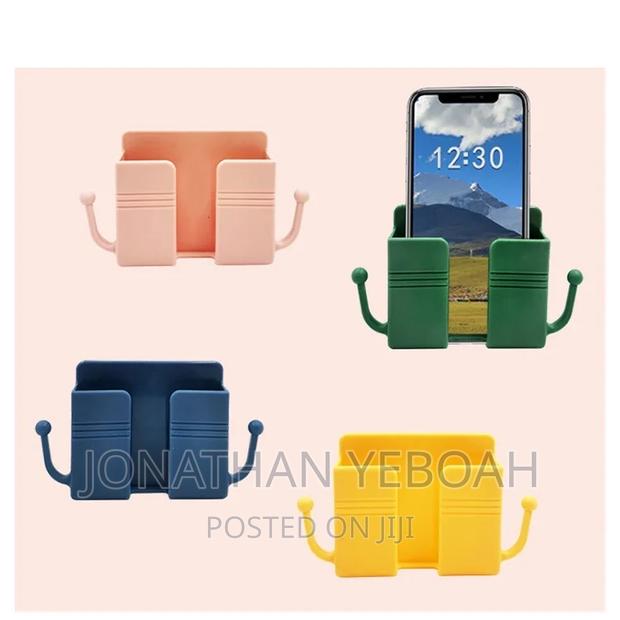 Wall Phone Holder · Photo 1