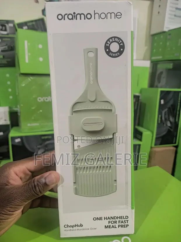 Oraimo ChopHub 3 in 1 Versatile Easy‐Clean Handheld Mandoline Slicer · Photo 1