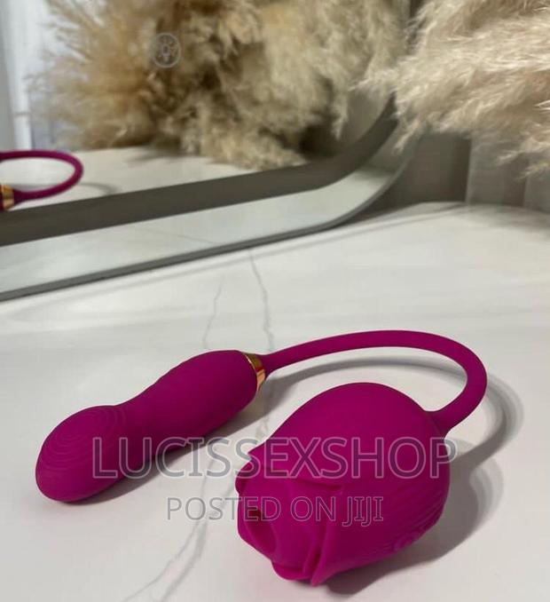 2 in 1 Rose Sucker Vibrator · Photo 2