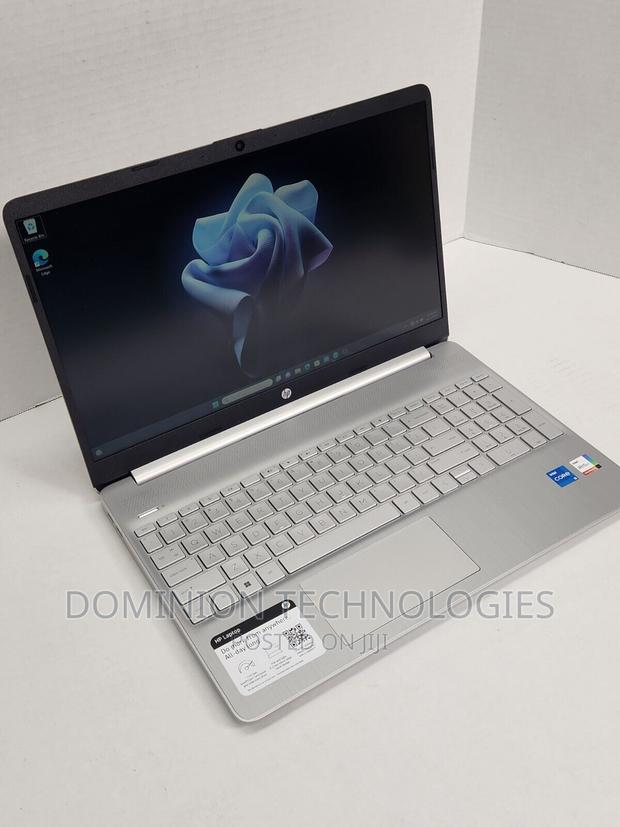 New Laptop HP 8GB Intel Core I5 SSD 256GB · Photo 1